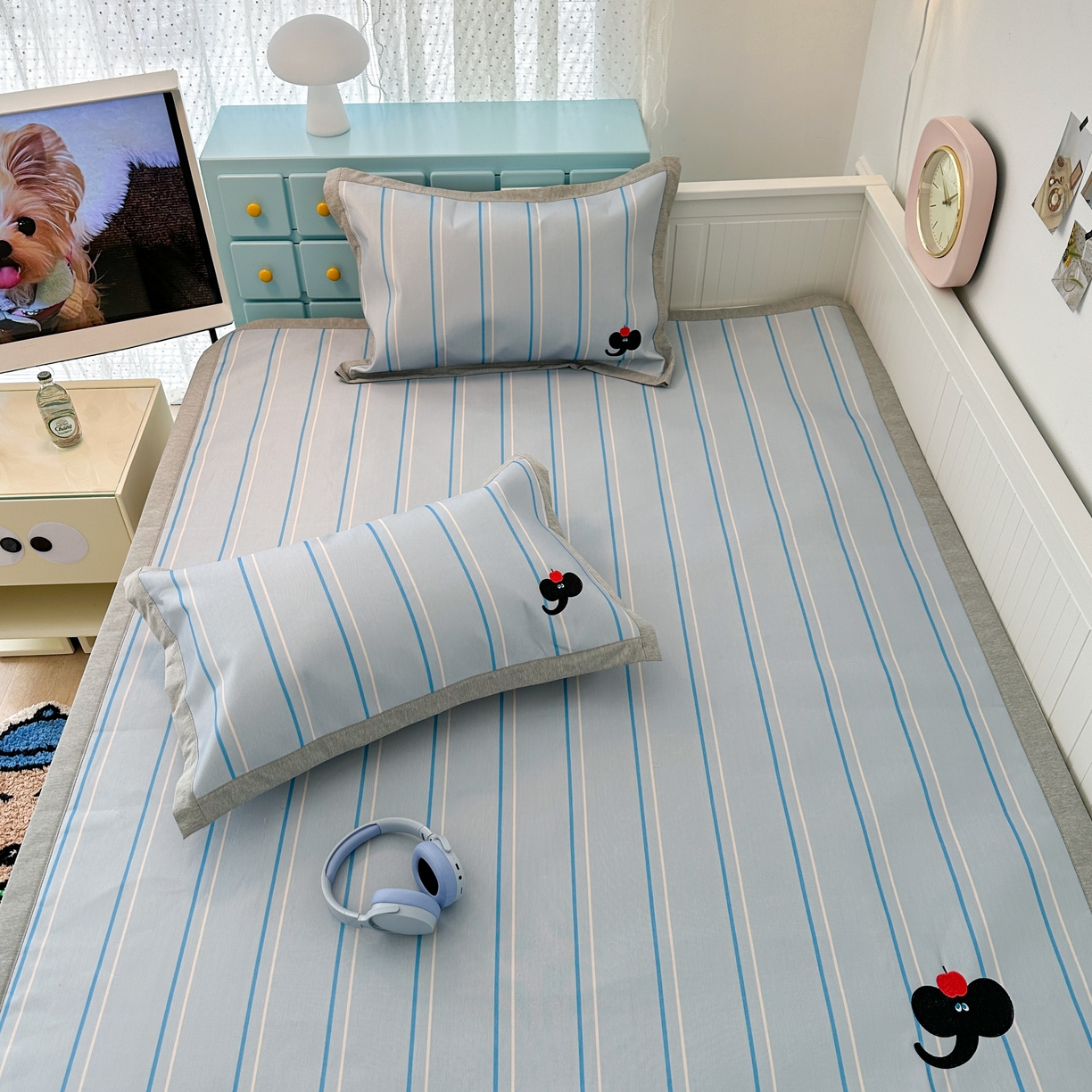 91家纺网 家纺一手货源 找家纺 昔可家纺 2024新款印花绣花冰丝席平席款 蓝条小象