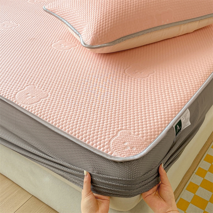 91家纺网 家纺一手货源 找家纺 吉象家纺 2024新款凉豆豆凉感软席凉席 小熊粉