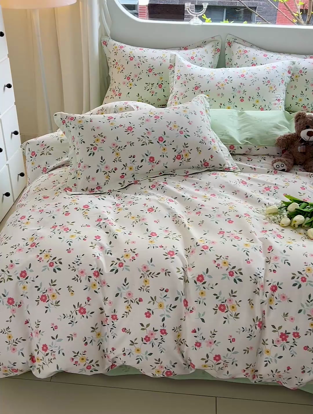 91家纺网 家纺一手货源 找家纺 暖芯优选 204新款直播爆款全棉-ins印花系列四件套纯棉三件套床单床笠 花物语