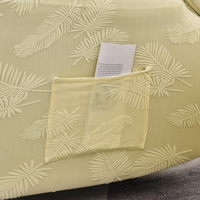 91家纺网 家纺一手货源 找家纺 兴妮雅家纺 2024新款舒棉绒羽毛款沙发套 舒棉绒羽毛款米黄