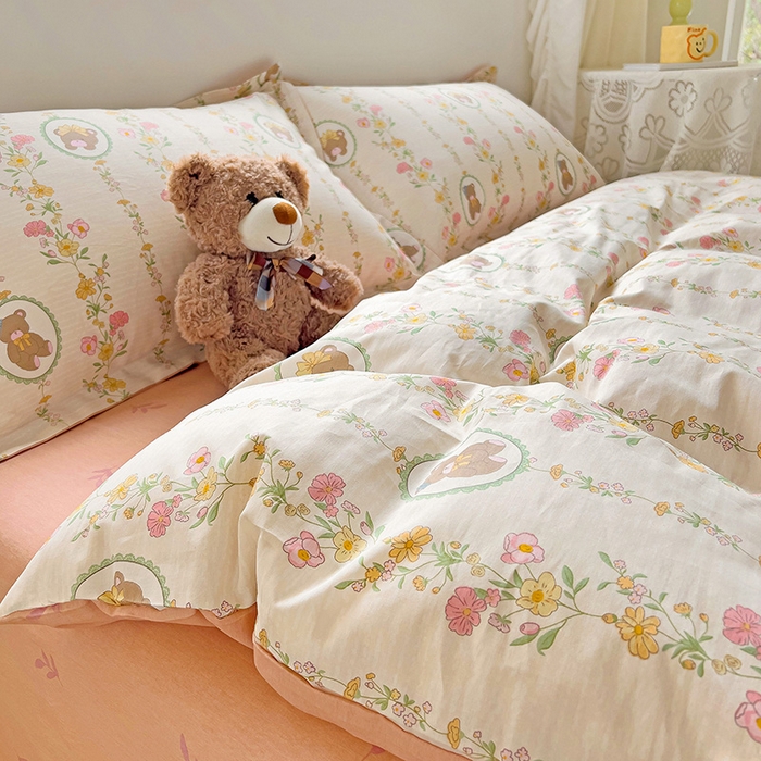 91家纺网 家纺一手货源 找家纺 暖芯优选 204新款直播爆款全棉-ins印花系列四件套纯棉三件套床单床笠 菲乐熊宝