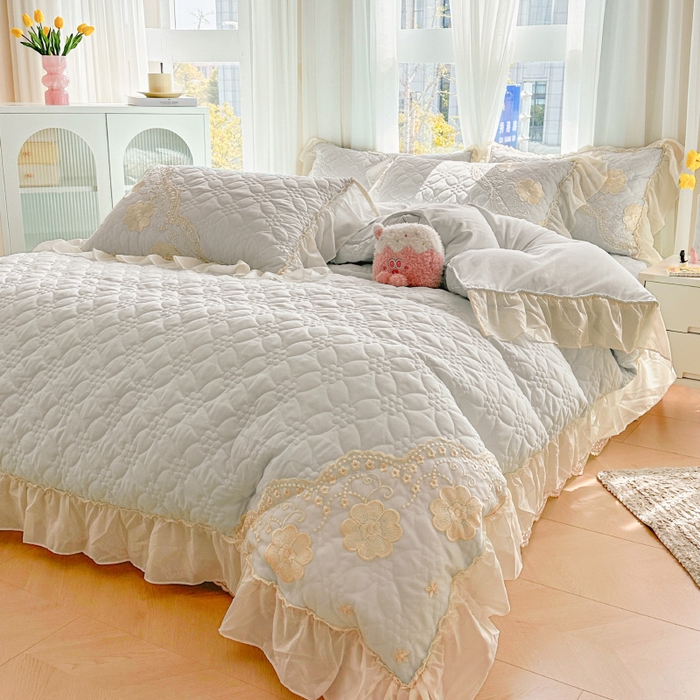 91家纺网 家纺一手货源 找家纺 罗艺轩 2024新款公主风水洗棉夹棉床裙款四件套-浪漫满屋床 浪漫满屋-迷雾灰