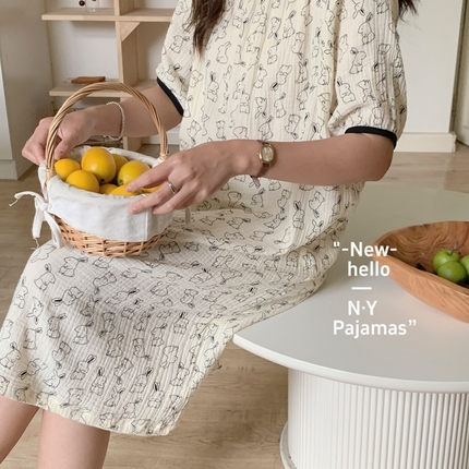 纽约生活 2024新款绉布短袖 线条兔