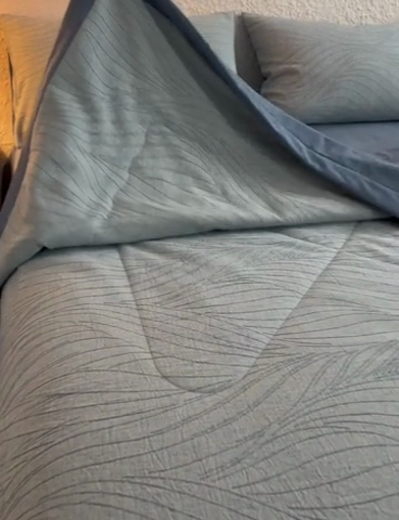 91家纺网 家纺一手货源 找家纺 （总）2024新款色织双层纱提花波浪三系列夏被及夏被四件套--乱纹波浪