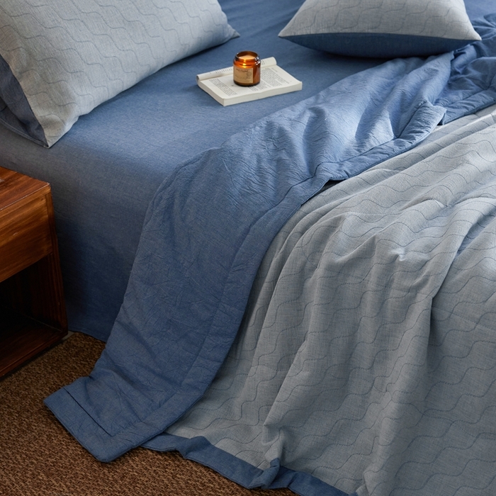 91家纺网 家纺一手货源 找家纺 （总）安莱生活 2024色织双层纱提花波浪三系列夏被及夏被四件套--斜纹波兰