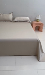 91家纺网 家纺一手货源 找家纺 七仙女家纺2025新款A类水洗真丝冰丝床单系列 梦幻家园-奶杏色