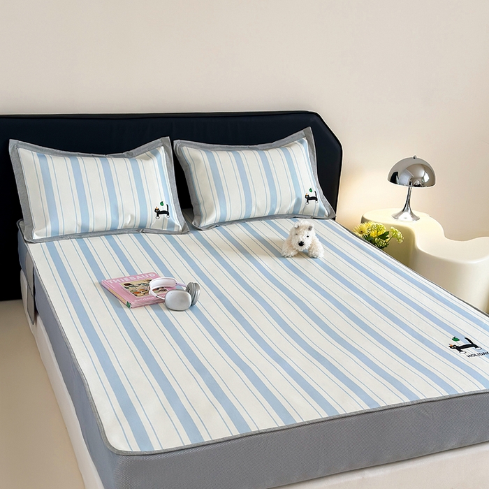 91家纺网 家纺一手货源 找家纺 昔可家纺 2024新款数码印花刺绣床笠款冰丝席 条纹黑猫