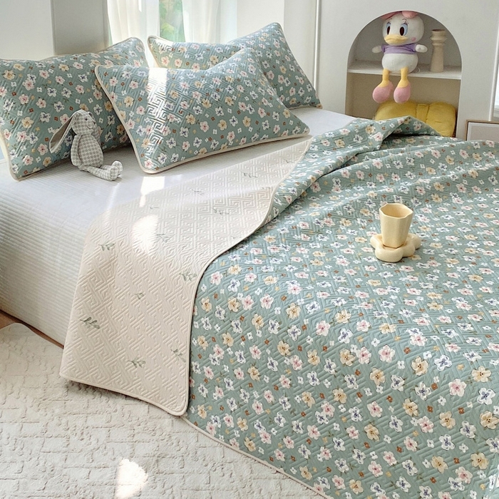 91家纺网 家纺一手货源 找家纺 羽爱家纺 2025新款A类双面全棉印花床盖套件 花漫庭