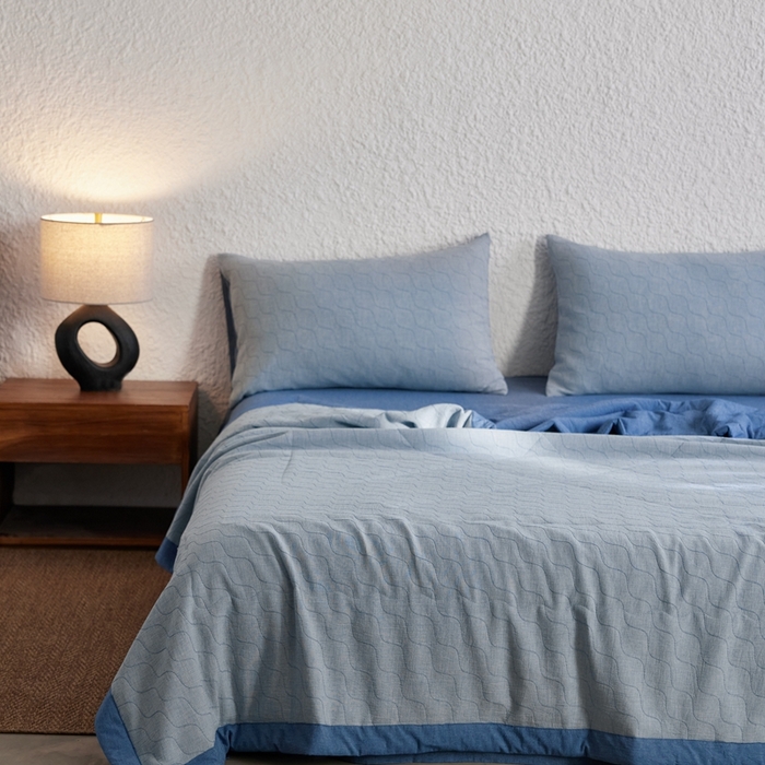 91家纺网 家纺一手货源 找家纺 （总）安莱生活 2024色织双层纱提花波浪三系列夏被及夏被四件套--斜纹波兰