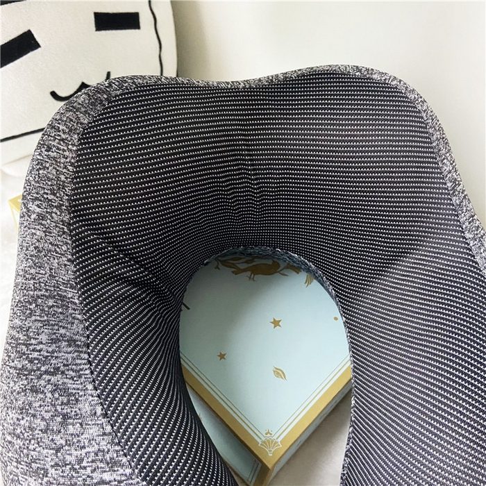 91家纺网 家纺一手货源 找家纺 卡奥家纺 2024新款阳离子U型枕 灰27*25*14cm