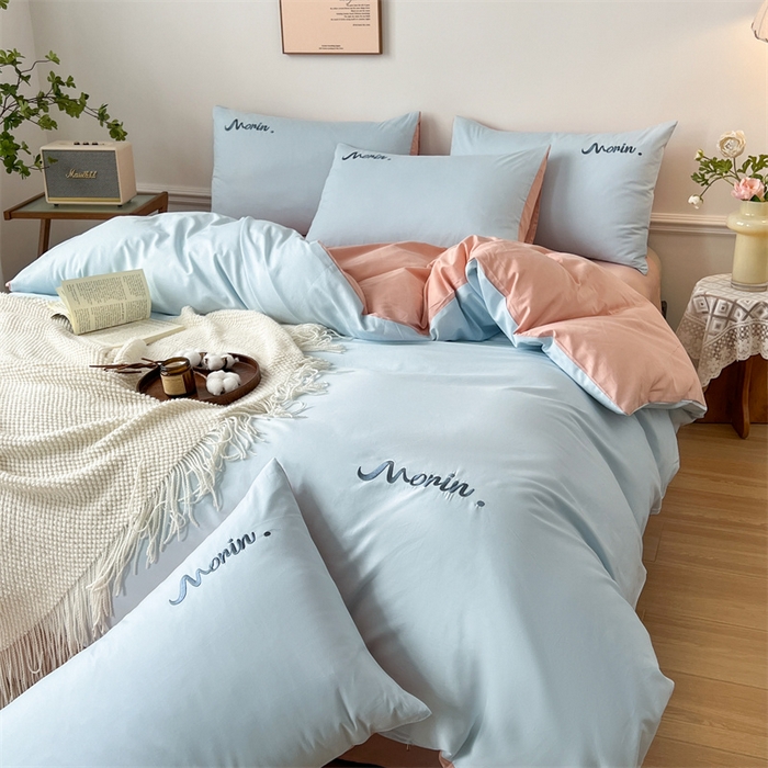 91家纺网 家纺一手货源 找家纺 多品家纺 2024新款全棉纯色双拼刺绣四件套 浅蓝水粉