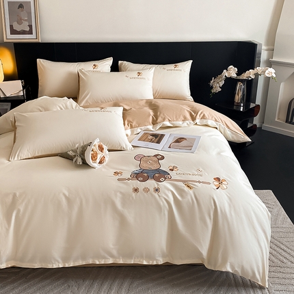 澳梵家居 2024新款60s全棉刺绣四件套--【路易斯熊】系列 路易斯熊-奶白金