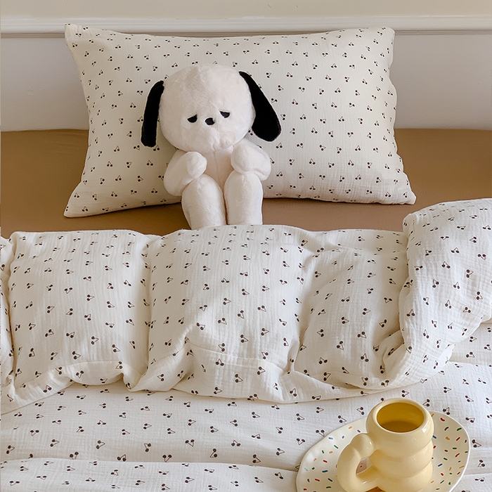 91家纺网 家纺一手货源 找家纺 萝莉家纺2025新款全棉双层皱皱纱四件套 黑樱桃