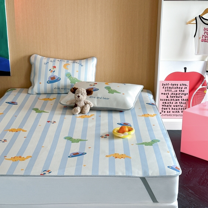 91家纺网 家纺一手货源 找家纺 时年 2024新款7A抗菌数码印花冰丝凉席（充值会员优惠10元） 恐龙乐园