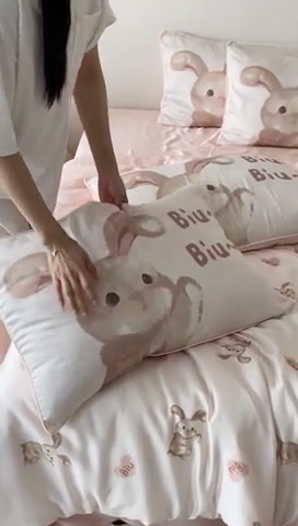 91家纺网 家纺一手货源 找家纺 （总）圆岛家纺 2024新款萌宠数码印花莱赛尔四件套