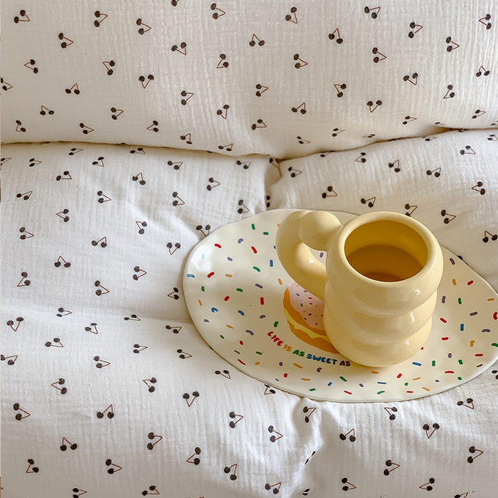 91家纺网 家纺一手货源 找家纺 萝莉家纺2025新款全棉双层皱皱纱四件套 黑樱桃