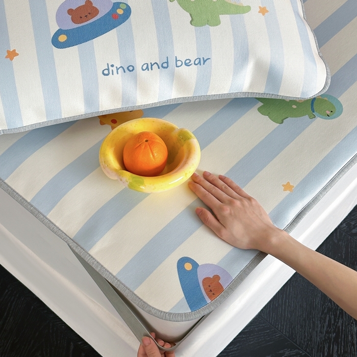 91家纺网 家纺一手货源 找家纺 时年 2024新款7A抗菌数码印花冰丝凉席（充值会员优惠10元） 恐龙乐园