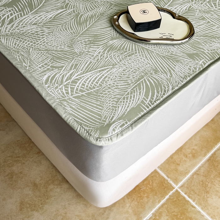 91家纺网 家纺一手货源 找家纺 慕尚家纺 2025新款提花席床笠款 床笠-羽毛纷飞绿