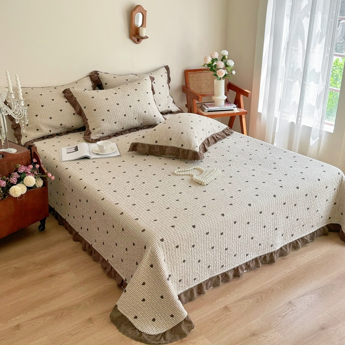 91家纺网 家纺一手货源 找家纺 添越 2024新款纯棉砂洗床盖 守护甜心