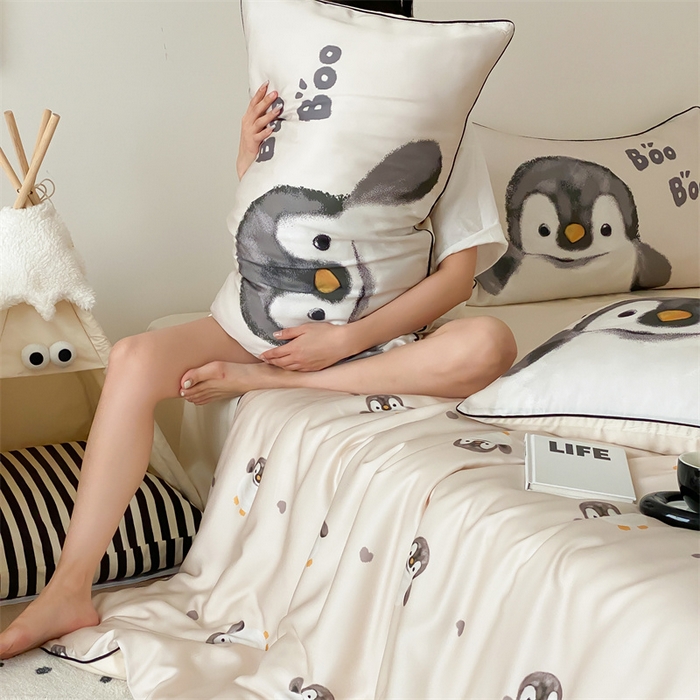 91家纺网 家纺一手货源 找家纺 圆岛家纺 2024新款萌宠数码印花四件套 企鹅咕咕