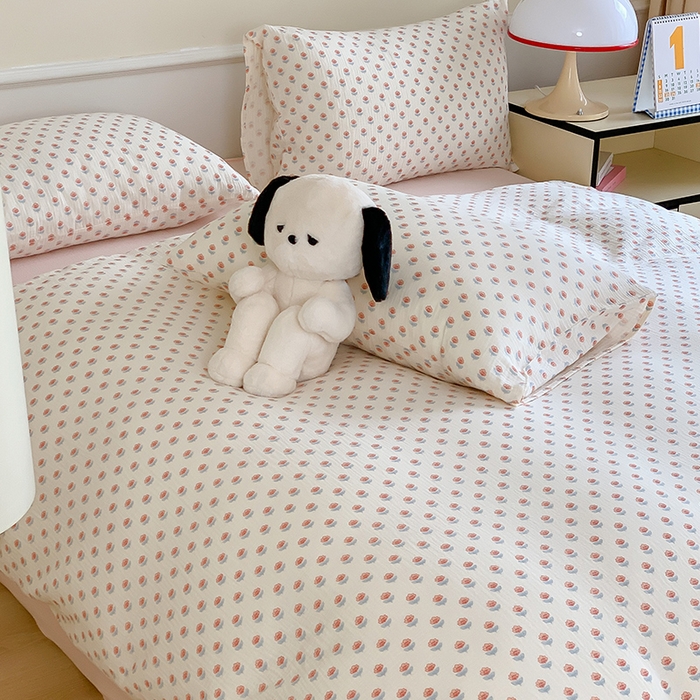 91家纺网 家纺一手货源 找家纺 萝莉家纺2025新款全棉双层皱皱纱四件套 粉小花