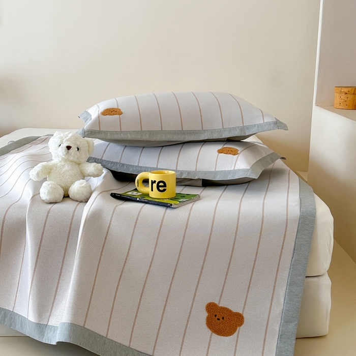 91家纺网 家纺一手货源 找家纺 时年 2024新款7A抗菌提花毛巾绣冰丝凉席（充值会员优惠10元） 冰丝毛巾绣-熊崽崽