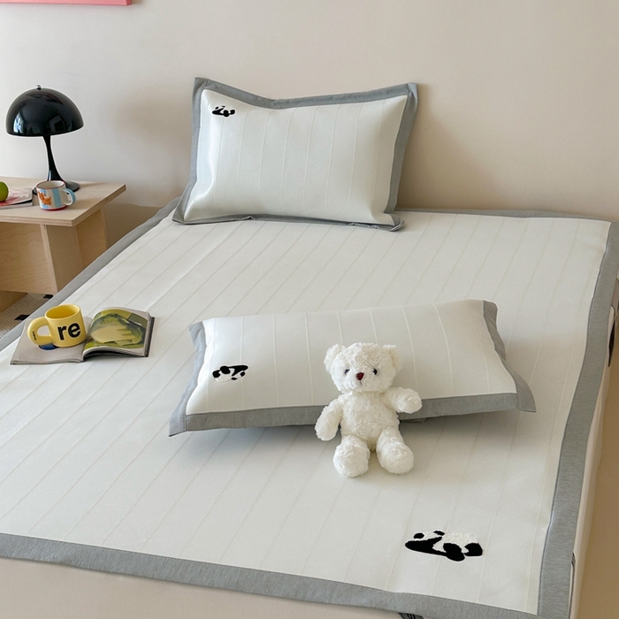 91家纺网 家纺一手货源 找家纺 时年 2024新款7A抗菌提花毛巾绣冰丝凉席（充值会员优惠10元） 冰丝毛巾绣-熊猫嘟嘟