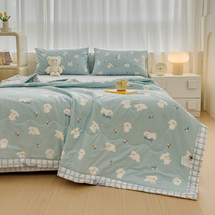 91家纺网 家纺一手货源 找家纺 金丝鸟家纺 2024新款全棉棉花夏被四件套 婴儿蓝汪