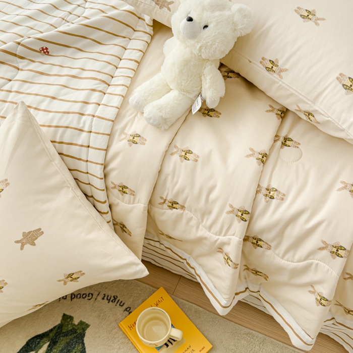 91家纺网 家纺一手货源 找家纺 金丝鸟家纺 2024新款全棉棉花夏被四件套 跳跳兔