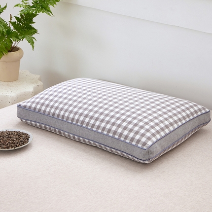 91家纺网 家纺一手货源 找家纺 （总）梦叶草 2024新款全棉色织水洗棉田园格子系列草本荞麦枕