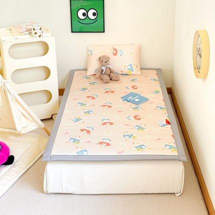 91家纺网 家纺一手货源 找家纺 （总）喜多兔儿童家纺 2024新款抗菌大豆纤维隔尿凉席