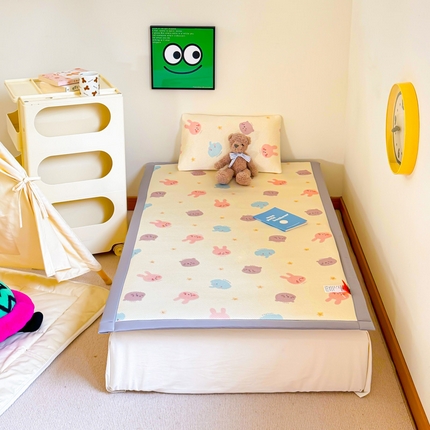 91家纺网 家纺一手货源 找家纺 （总）喜多兔儿童家纺 2024新款抗菌大豆纤维隔尿凉席