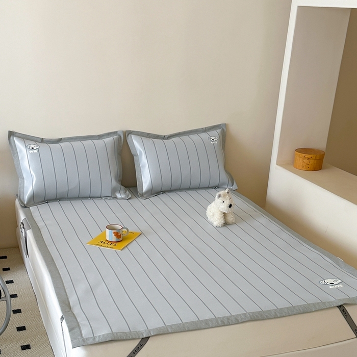 91家纺网 家纺一手货源 找家纺 时年 2024新款7A抗菌提花毛巾绣冰丝凉席（充值会员优惠10元） 冰丝毛巾绣-可爱修狗