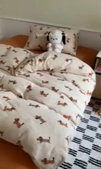 91家纺网 家纺一手货源 找家纺 萝莉家纺2025新款全棉双层皱皱纱四件套 腊肠狗