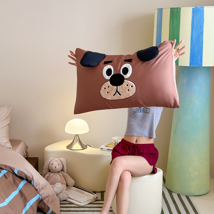 91家纺网 家纺一手货源 找家纺 黛舒家居 2024新款天丝条纹款四件套 小树熊