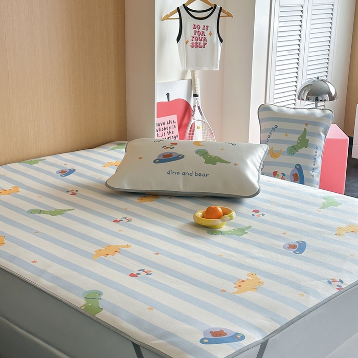 91家纺网 家纺一手货源 找家纺 时年 2024新款7A抗菌数码印花冰丝凉席（充值会员优惠10元） 恐龙乐园