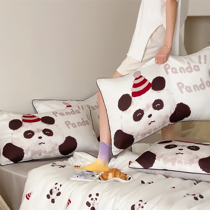 91家纺网 家纺一手货源 找家纺 圆岛家纺 2024新款萌宠数码印花四件套 熊猫崽崽