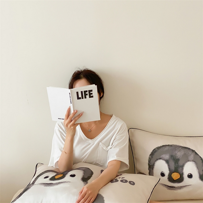 91家纺网 家纺一手货源 找家纺 圆岛家纺 2024新款萌宠数码印花四件套 企鹅咕咕