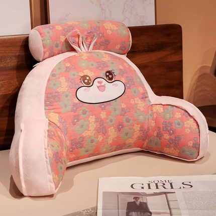 91家纺网 家纺一手货源 找家纺 仟亿莱 2024新款卡通三层纱拥抱式腰靠 拥抱碎花粉兔