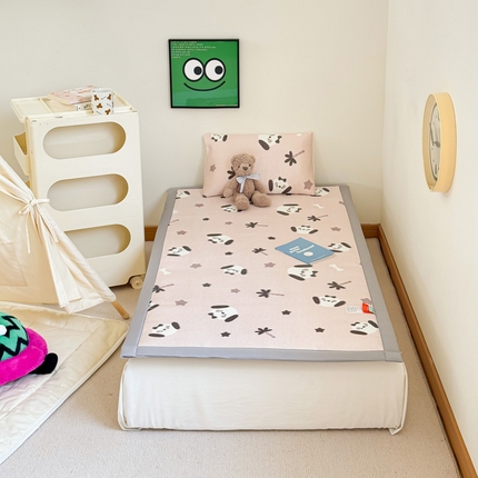 91家纺网 家纺一手货源 找家纺 （总）喜多兔儿童家纺 2024新款抗菌大豆纤维隔尿凉席