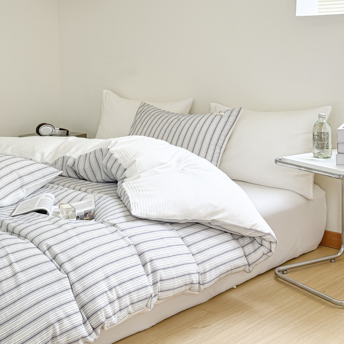 91家纺网 家纺一手货源 找家纺 玛奇朵 新款全棉色织立体提花四件套-海街日记 海街日记-蓝咖（搭配蓝色床单）