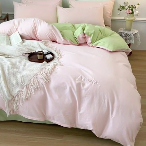 91家纺网 家纺一手货源 找家纺 多品家纺 2024新款全棉纯色双拼刺绣四件套 白玉奶绿