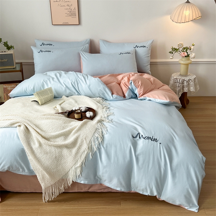 91家纺网 家纺一手货源 找家纺 多品家纺 2024新款全棉纯色双拼刺绣四件套 浅蓝水粉