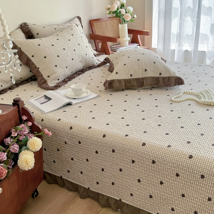 91家纺网 家纺一手货源 找家纺 添越 2024新款纯棉砂洗床盖 守护甜心