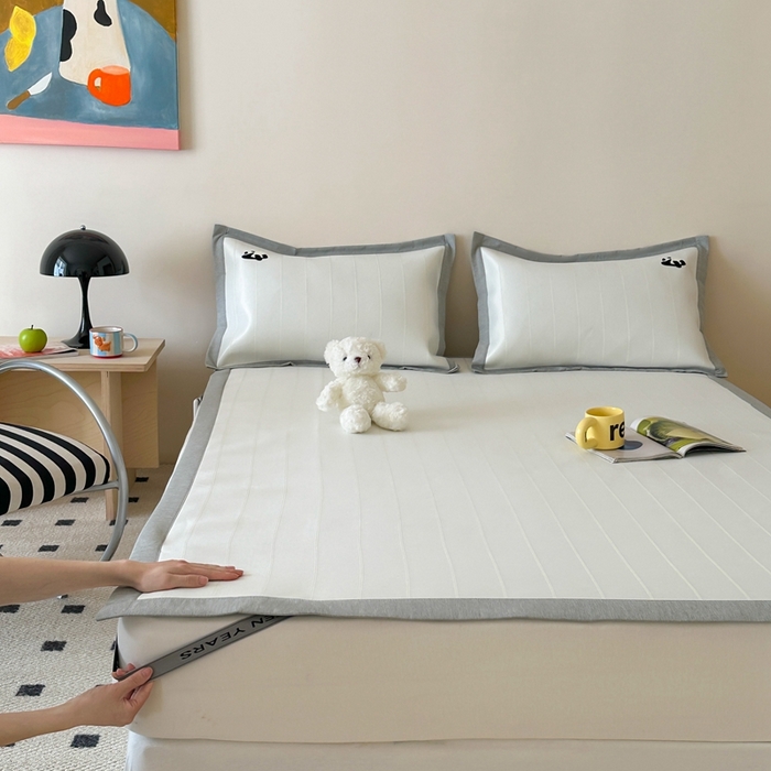 91家纺网 家纺一手货源 找家纺 时年 2024新款7A抗菌提花毛巾绣冰丝凉席（充值会员优惠10元） 冰丝毛巾绣-熊猫嘟嘟