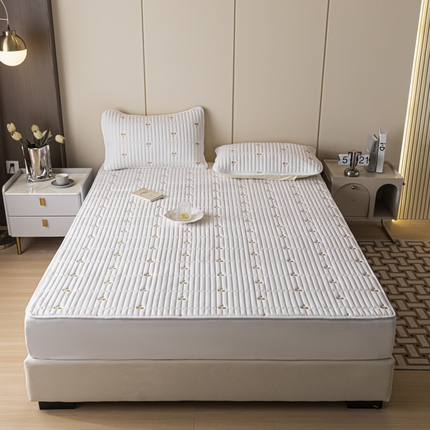 91家纺网 家纺一手货源 找家纺 暖季家纺 2025新款磨毛刺绣款床笠 小樱桃-白