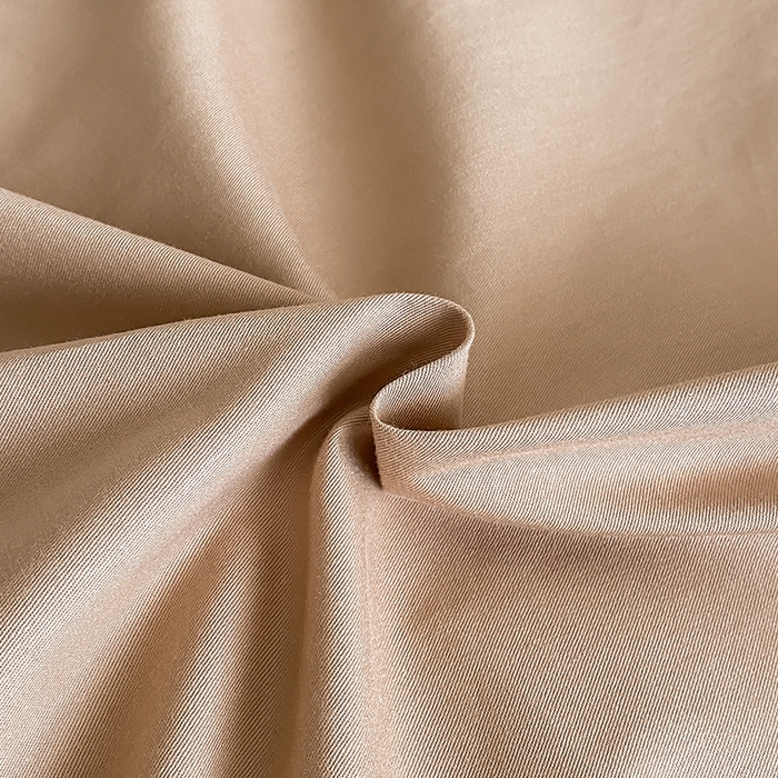 91家纺网 家纺一手货源 找家纺 澳梵家居 2024新款60s全棉刺绣四件套--【路易斯熊】系列 路易斯熊-奇遇金