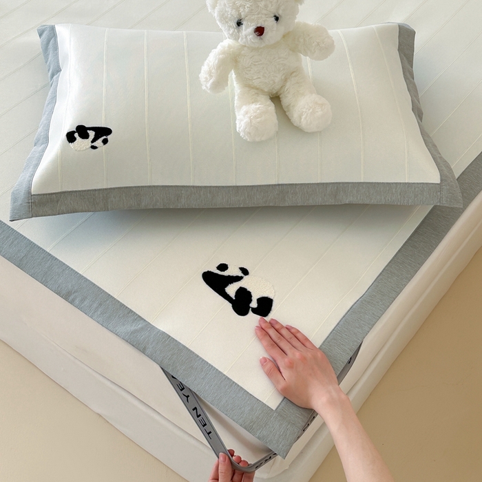 91家纺网 家纺一手货源 找家纺 时年 2024新款7A抗菌提花毛巾绣冰丝凉席（充值会员优惠10元） 冰丝毛巾绣-熊猫嘟嘟