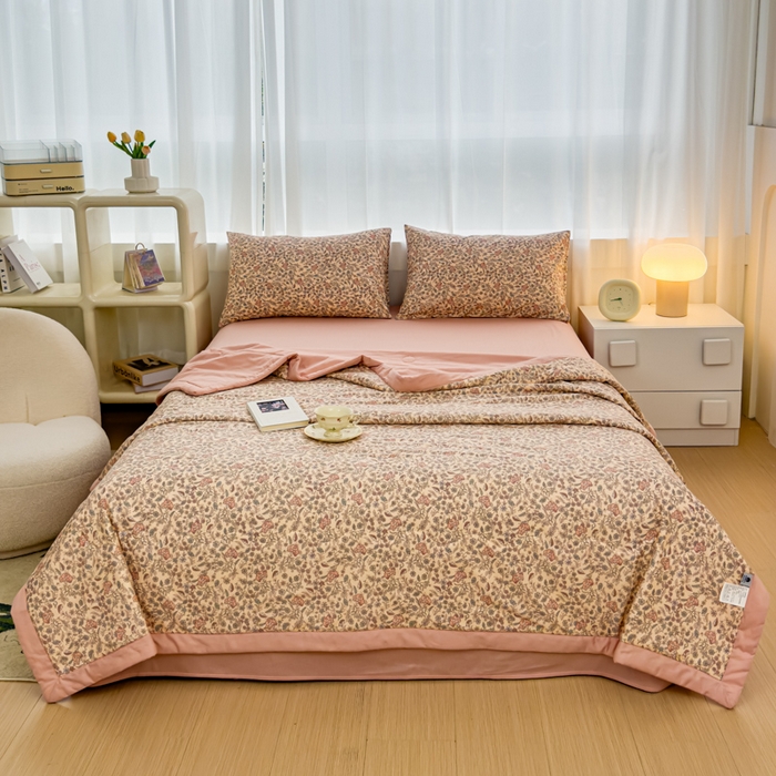 91家纺网 家纺一手货源 找家纺 金丝鸟家纺 2024新款全棉棉花夏被四件套 粉色花纹