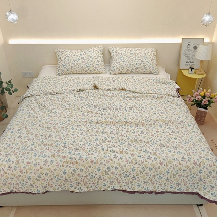 91家纺网 家纺一手货源 找家纺  有货  2024新款双层皱皱纱大豆被 春日宴